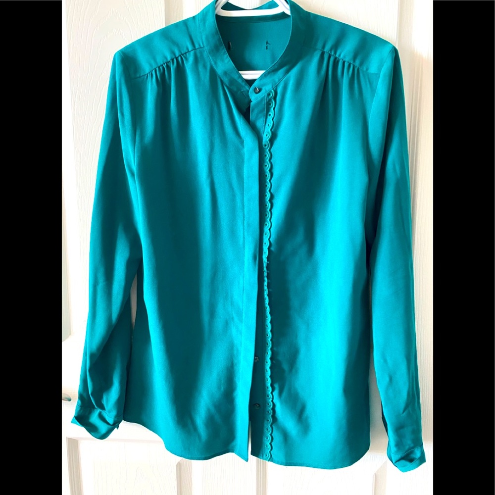 Long sleeve button down top